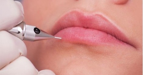 contour-des-levres-semi-permanent